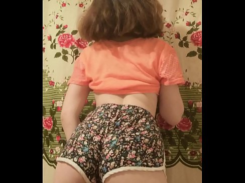 ❤️ Sexy mladá kočka svléká šortky před kamerou. Sex video u porna cs.massagecenter-yalta.ru ️❤